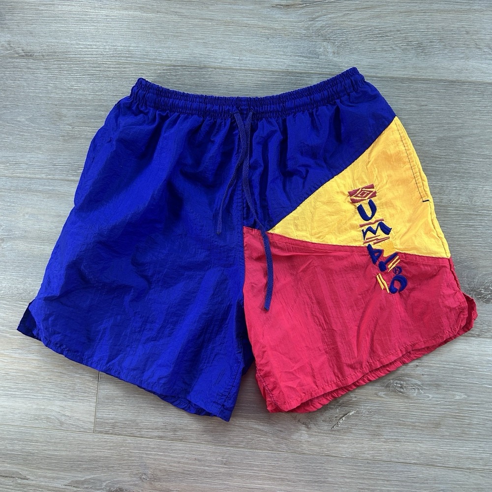 VTG Umbro Size Medium Color Block Nylon Adult Sand Soccer Shorts Retro